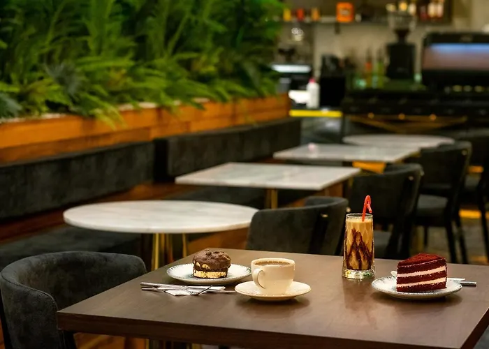 Otel Tnr & Kuşadası