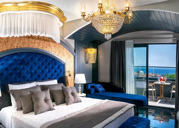 Tnr & Hotel Kusadası