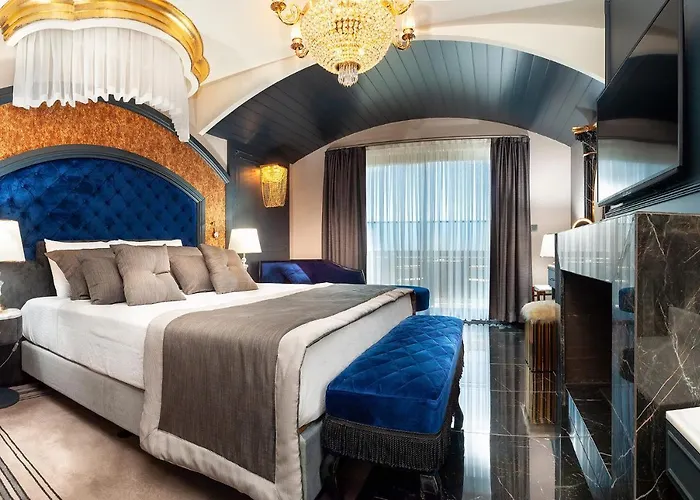 Hotel Tnr & 3*
